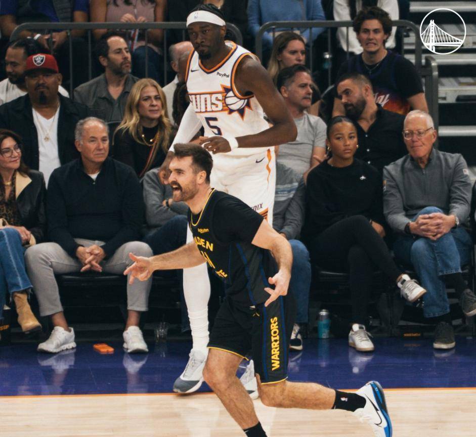 凤凰娱乐下载-勇士队主力伤停不敌老鹰队遭遇两连败的简单介绍