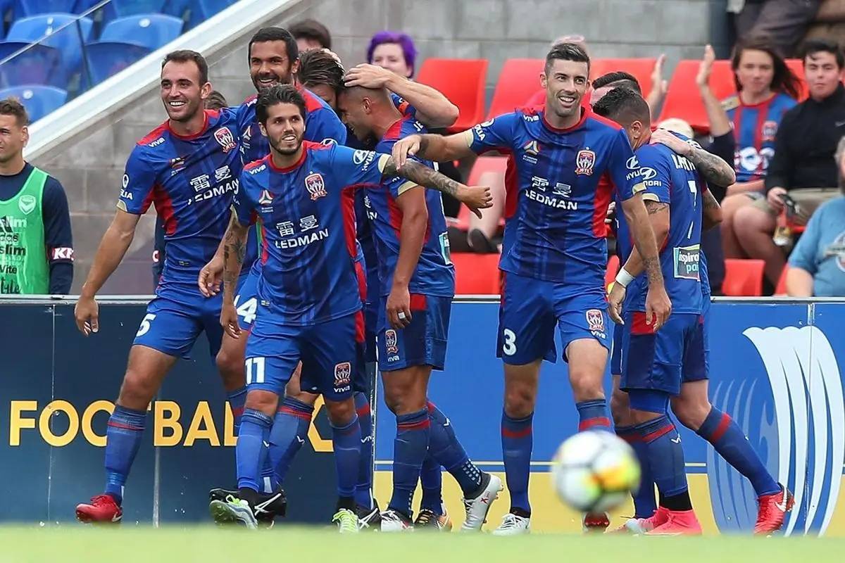 手机APP-澳洲篮球赛场激烈角逐，强队实力强劲的简单介绍