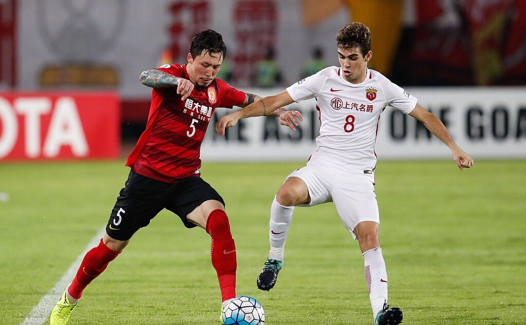 手机APP-包含绿城客场碰上恒大，战斗到最后时刻才定胜负的词条